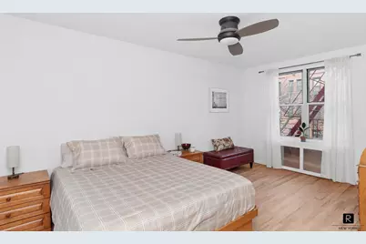302 E 88th Street #5-C, New York City, NY 10128 - Photo 3