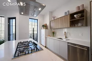 319 Hawthorne St, New York City, NY 11225 - Photo 7