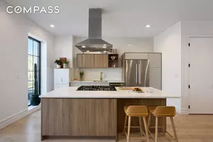 319 Hawthorne St, New York City, NY 11225 - Photo 5