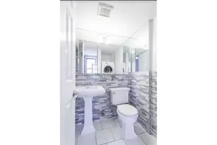 459 W 50th St, New York, NY 10019 - Photo 5