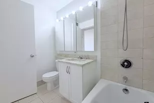 250 E 30th St, New York City, NY 10016 - Photo 11