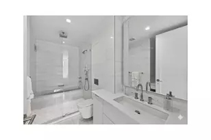 101 W 79th St, New York City, NY 10024 - Photo 17