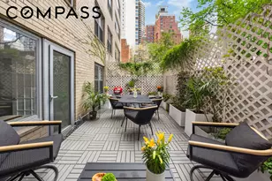 150 E 61st St, New York City, NY 10065 - Photo 5