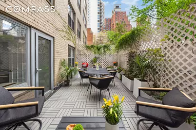 150 E 61st Street #2A, New York, NY 10065 - Photo 5