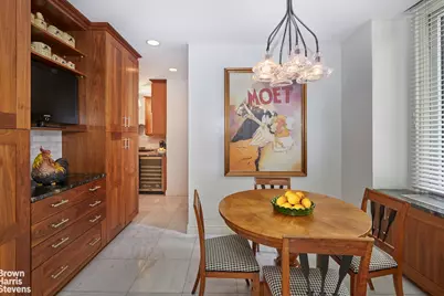 39 E 79th Street #2B, New York, NY 10075 - Photo 7