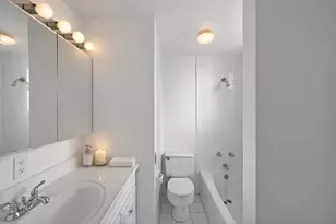 330 E 49th St, New York, NY 10017 - Photo 9