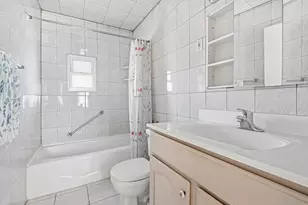 59-34 41st Ave, New York City, NY 11377 - Photo 9