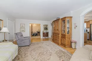 72 10 St, New York City, NY 10306 - Photo 5
