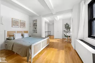 235 E 49th St, New York City, NY 10017 - Photo 5