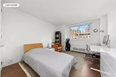 200 E 94th Street #504, New York, NY 10128 - Photo 3
