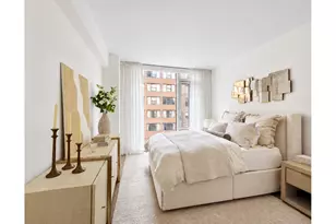 505 W 43rd St, New York City, NY 10036 - Photo 3
