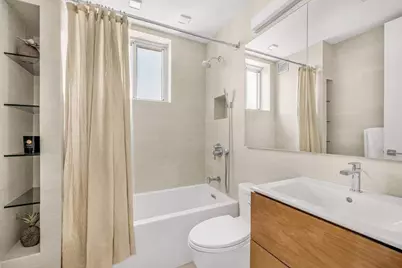 220 E 65th Street #PHB, New York, NY 10065 - Photo 9