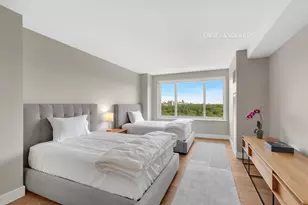 106 Central Park S, New York, NY 10019 - Photo 11