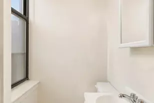 140 W 79th St, New York, NY 10024 - Photo 5