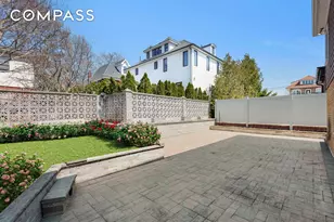 95 83rd St, New York City, NY 11209 - Photo 17