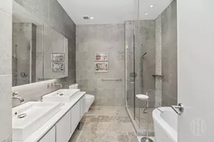 247 W 46th St, New York, NY 10036 - Photo 7