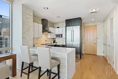 247 W 46th Street #3801, New York, NY 10036 - Photo 3