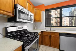 78-10 34th Ave, New York City, NY 11372 - Photo 9