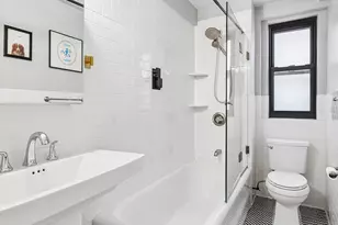 205 E 78th St, New York City, NY 10075 - Photo 11