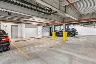 390 Lorimer St, New York City, NY 11206 - Photo 13