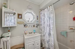 26 Ira Ct, New York City, NY 11229 - Photo 13