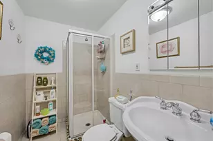 26 Ira Ct, New York City, NY 11229 - Photo 19