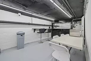 1147 E 92nd St, New York City, NY 11236 - Photo 15