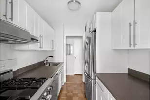 79 W 12th St, New York City, NY 10011 - Photo 3