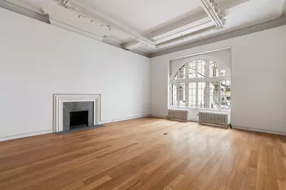 127 E 69th Street #Retail, New York City, NY 10021 - Photo 1