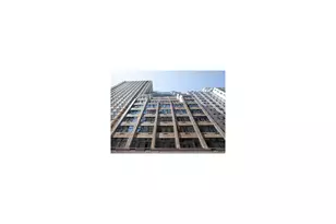 310 E 46th St, New York City, NY 10017 - Photo 13