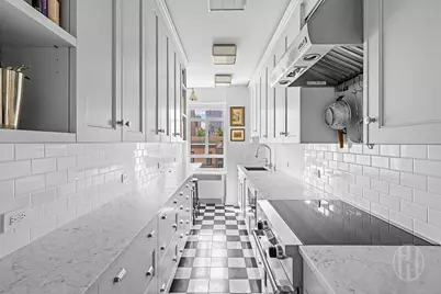 19 E 88th Street #PHD, New York City, NY 10128 - Photo 13