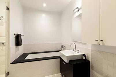 110 Livingston Street #14E, New York City, NY 11201 - Photo 5