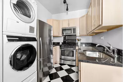 325 W 52nd Street #PHD, New York City, NY 10019 - Photo 7