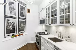 180 W 58th St, New York City, NY 10019 - Photo 3