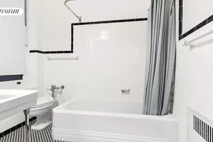 180 W 58th St, New York City, NY 10019 - Photo 7