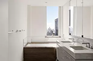 460 W 42nd St, New York City, NY 10036 - Photo 5