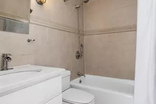 200 E 89th St, New York City, NY 10128 - Photo 17