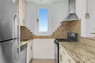 200 E 89th St, New York City, NY 10128 - Photo 15