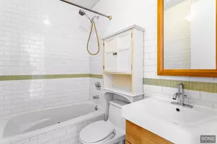 794 St Johns Pl, New York City, NY 11216 - Photo 7
