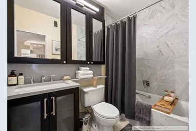 380 Rector Place #7F, New York City, NY 10280 - Photo 5