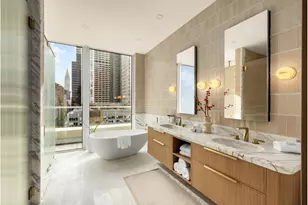 660 Lexington Ave, New York City, NY 10022 - Photo 21