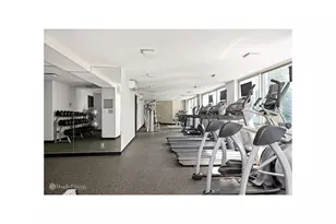 333 E 45th St, New York, NY 10017 - Photo 7