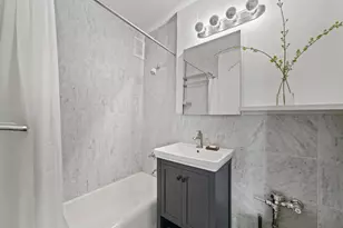 330 E 70th St, New York City, NY 10021 - Photo 13