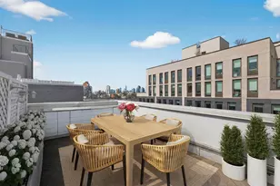 122 Newton St, Brooklyn, NY 11222 - Photo 13