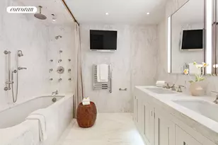 60 E 88th St, New York City, NY 10128 - Photo 17