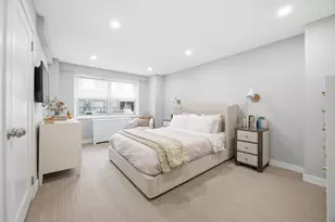211 E 53rd St, New York, NY 10022 - Photo 9