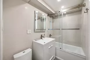 211 E 53rd St, New York, NY 10022 - Photo 15