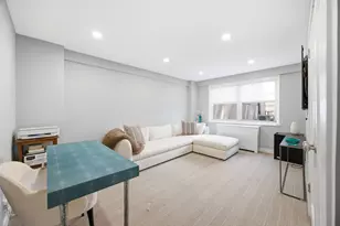 211 E 53rd St, New York, NY 10022 - Photo 13