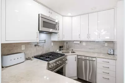 211 E 53rd Street #4K, New York City, NY 10022 - Photo 5