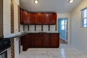 90-31 185th St, Hollis, NY 11423 - Photo 9